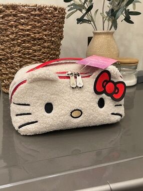 New Impressions Vanity Hello Kitty Unfold Travel Top Handle Cosmetic Makeup Bag